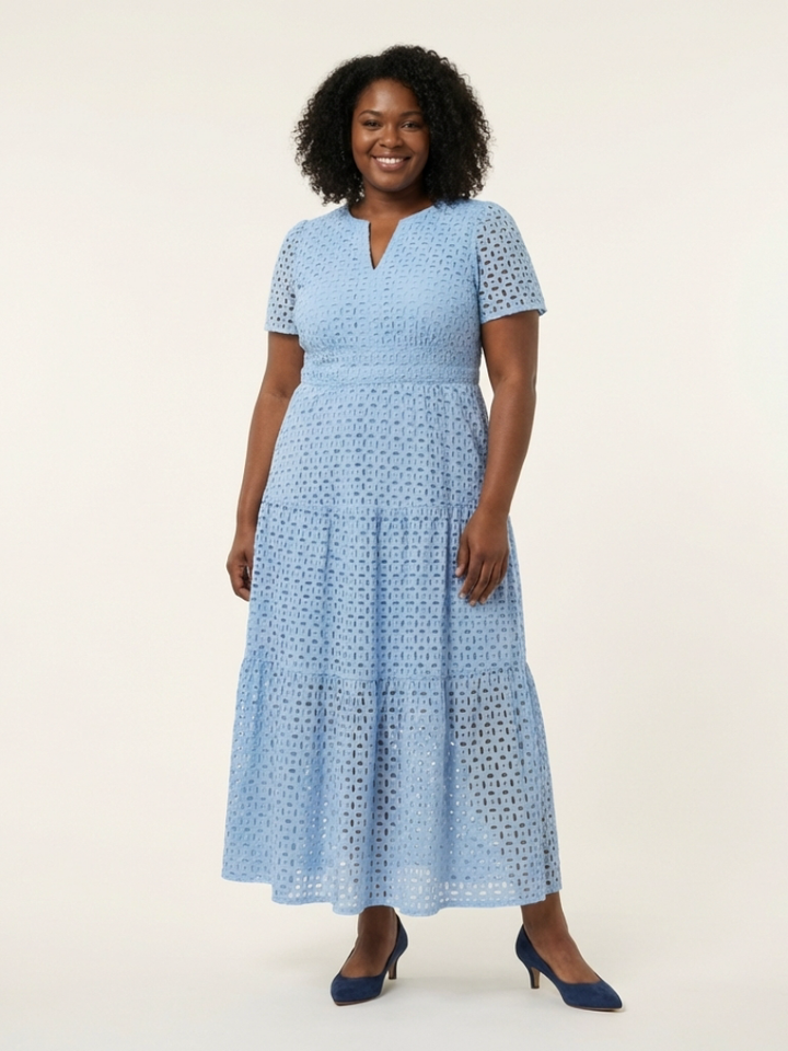 Célestine | Robe Maxi Broderie Anglaise Élégance Pure